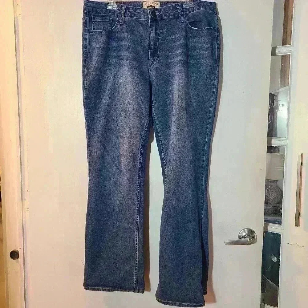 Blue Star Bootcut Medium Wash Jeans 16 EUC